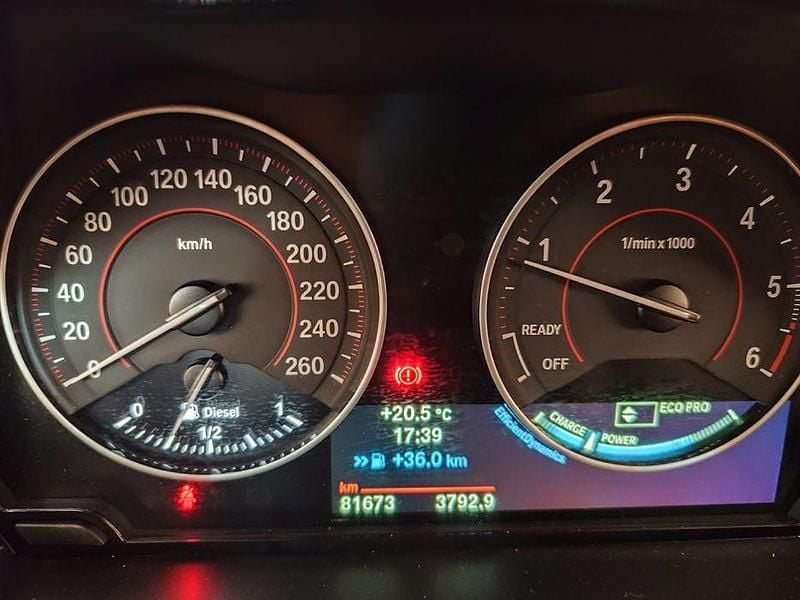 Usado 2013 BMW 116 Sport Line Citadino | € 16.500 (Caro) - Imagem 1/4