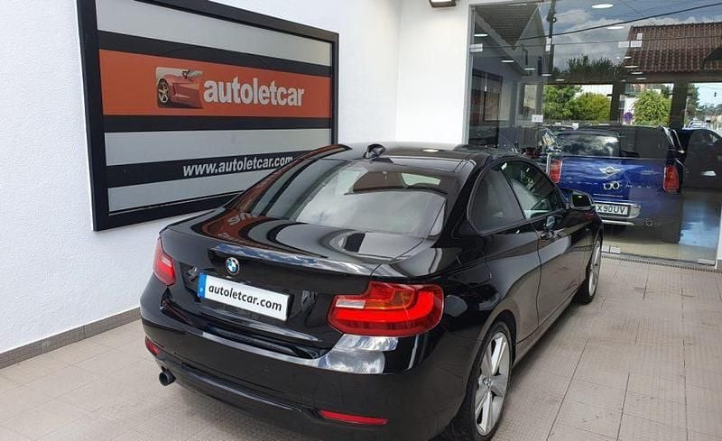 Usado BMW 218 Sport Line 143 HP (105 kW) 2014 Preto Coupé