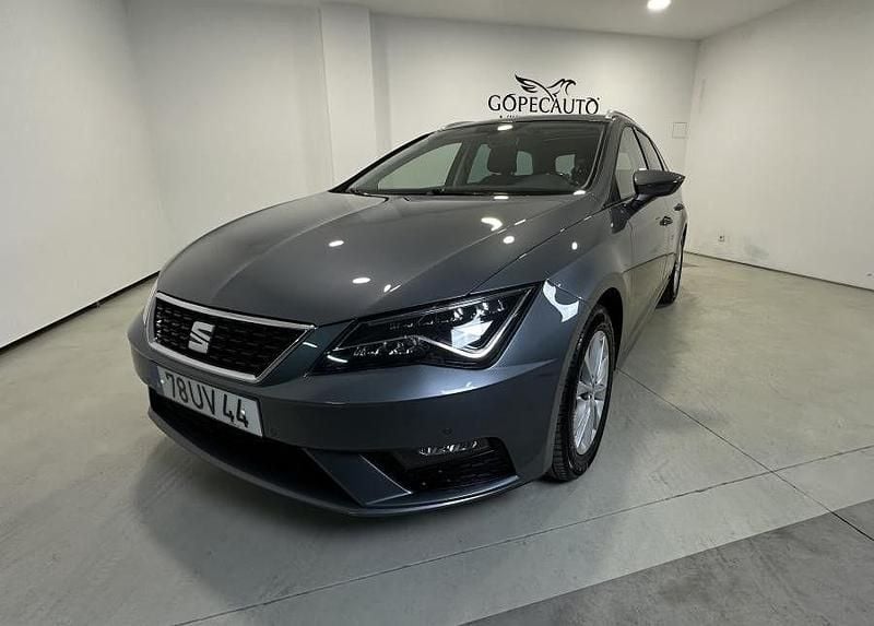Cinza Usado 2018 Seat Leon Style Carrinha | € 14.990 (Preço justo) - Imagem 1/4