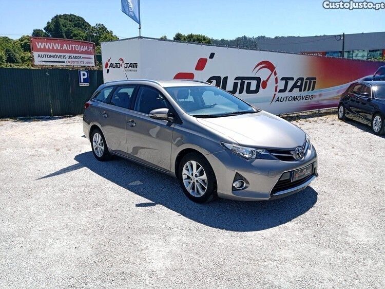 Castanho Usado 2014 Toyota Auris Touring Sports Active Carrinha | € 13.000 (Preço justo) - Imagem 1/1