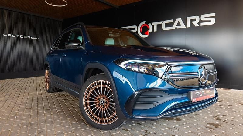 Azul Usado 2023 Mercedes EQB350 Edition SUV | € 42.890 (Super Preço) - Imagem 1/4