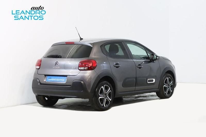 Usado Citroën C3 102 HP (75 kW) 2021 Cinzento Citadino