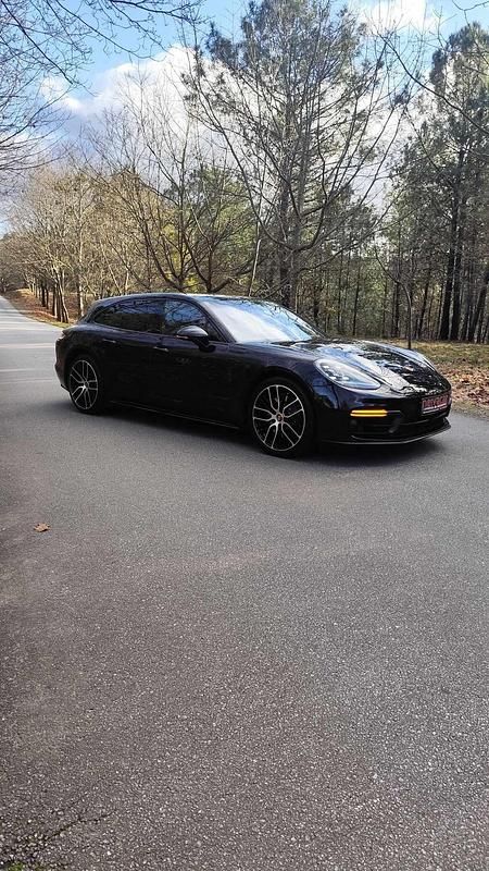 Usado Porsche Panamera Sport Turismo 462 HP (339 kW) 2023 Preto