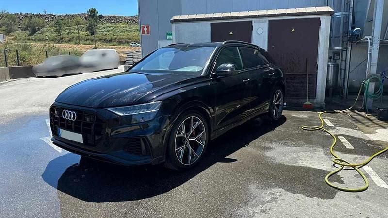 Preto Usado 2020 Audi SQ8 Premium SUV | € 99.000 - Imagem 1/4