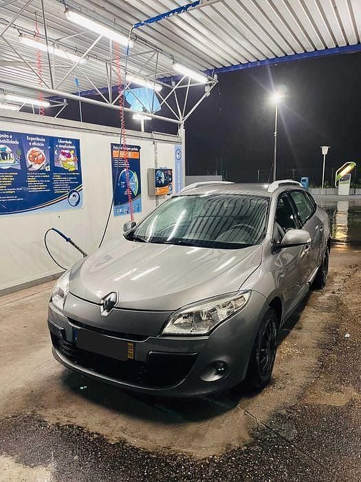 Usado Renault Mégane III 90 HP (66 kW) 2009 Carrinha