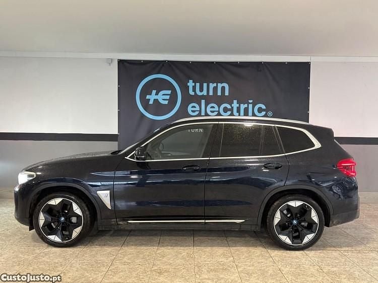Usado BMW iX3 Impressive 210 kW (286 HP) 2021 Azul SUV