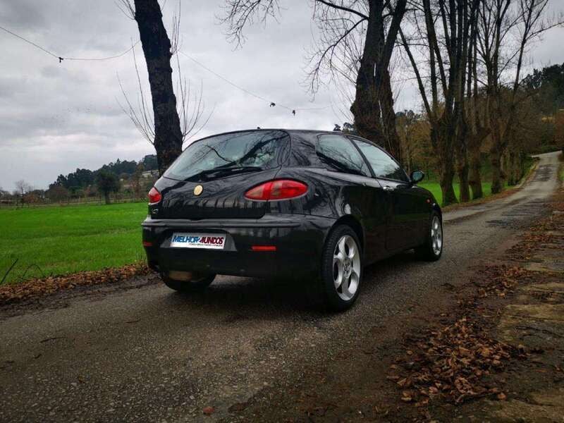 Usado Alfa Romeo 147 Progression 120 HP (88 kW) 2004 Preto Citadino