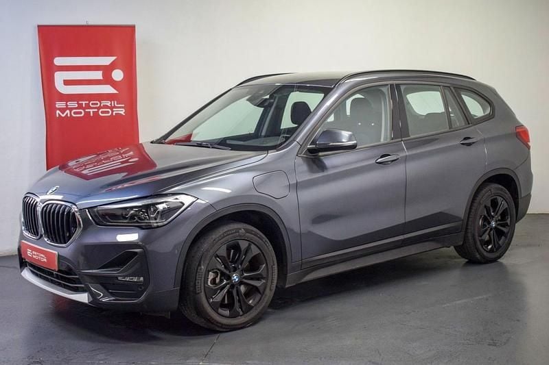 Cinzento Usado 2021 BMW X1 SUV | € 24.500 (Super Preço) - Imagem 1/4