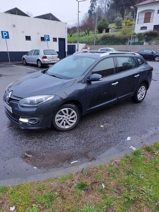 Usado 2014 Renault Mégane III Sedan | € 6.500 (Preço justo) - Imagem 1/4