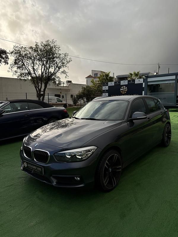 Usado BMW 116 Sport Line 116 HP (85 kW) 2017 Cinza Citadino