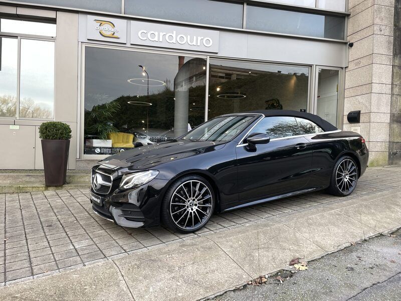 Preto Usado 2018 Mercedes E220 AMG line Cabrios | € 44.900 (Preço justo) - Imagem 1/4