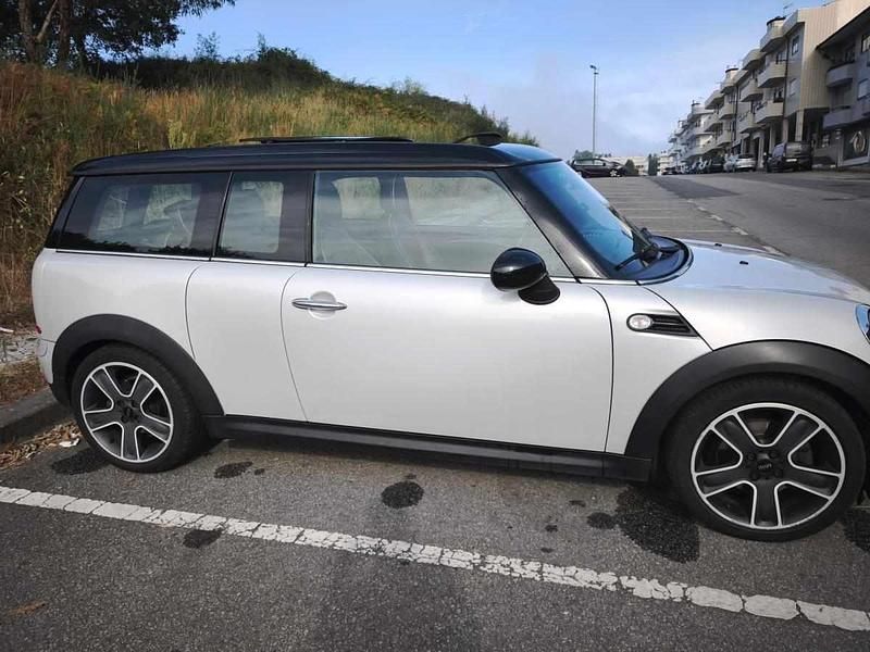 Cinzento Usado 2010 Mini Clubman Carrinha | € 10.000 (Preço elevado) - Imagem 1/4