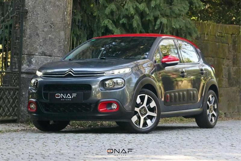 Cinzento Usado 2017 Citroën C3 Citadino | € 10.900 (Preço justo) - Imagem 1/4