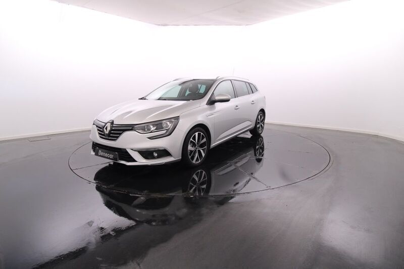 Cinzento Usado 2019 Renault Mégane IV Carrinha | € 21.950 (Caro) - Imagem 1/4