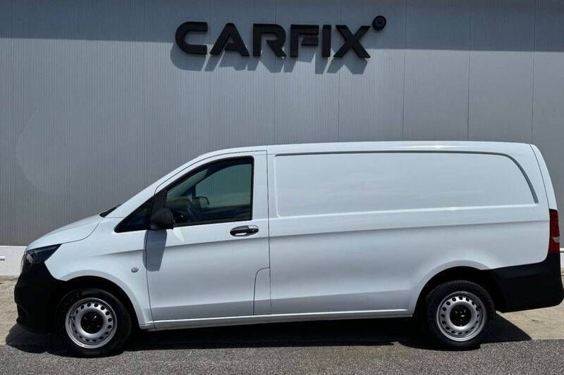 Branco Usado 2019 Mercedes Vito Monovolume | € 23.999 (Preço justo) - Imagem 1/4