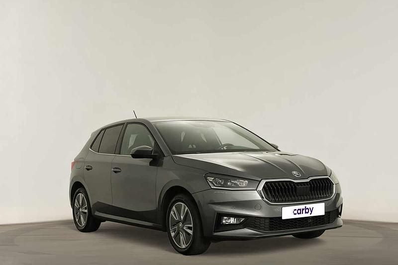 Cinzento Usado 2022 Skoda Fabia Style | € 16.490 (Preço justo) - Imagem 1/4