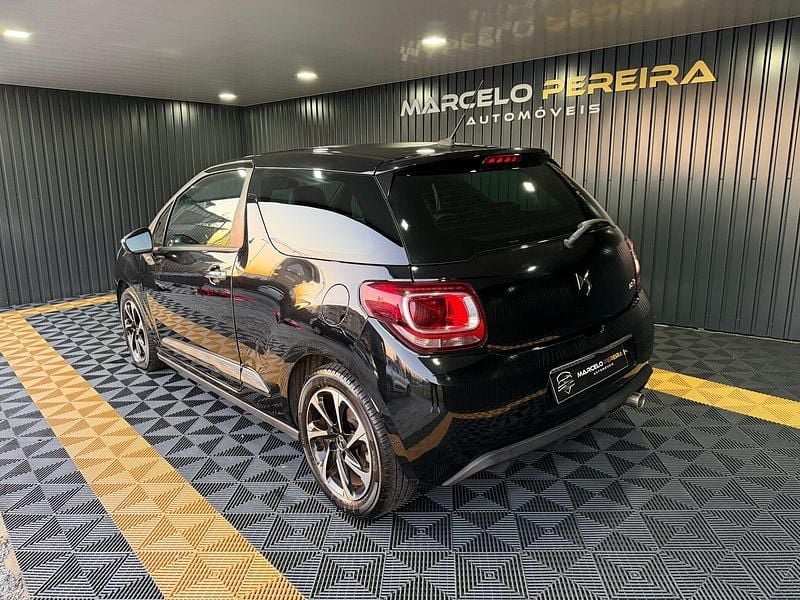 Usado DS Automobiles DS3 Crossback So Chic 110 HP (80 kW) 2019 Preto SUV