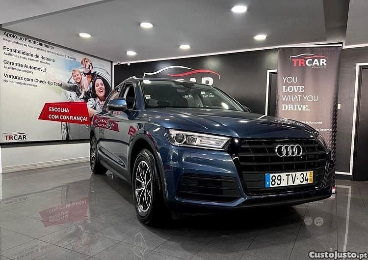 Azul Usado 2017 Audi Q5 Business SUV | € 31.490 (Preço justo) - Imagem 1/1
