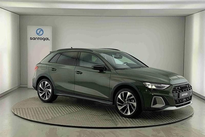 Novo Audi A3 Ambiente 150 HP (110 kW) 2025 Verde Carrinha