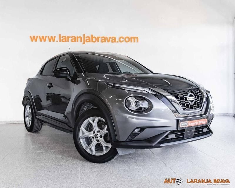 Cinzento Usado 2020 Nissan Juke SUV | € 17.900 (Preço justo) - Imagem 1/4