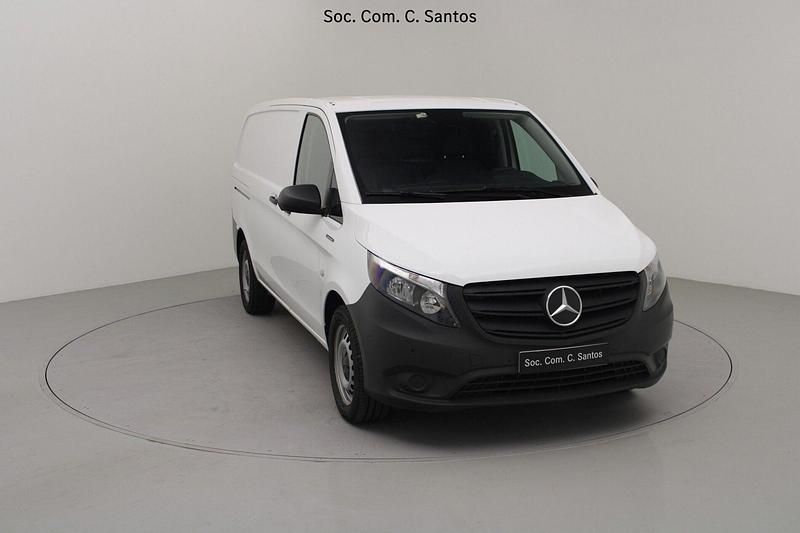Usado Mercedes e-Vito 85 kW (116 HP) 2023 Branco Monovolume