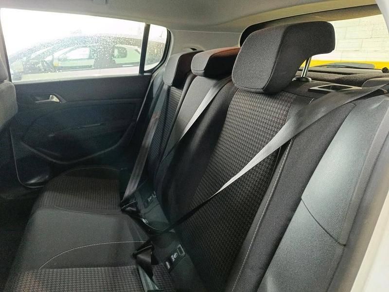 Usado Peugeot 308 Business-Line 102 HP (75 kW) 2019 Branco