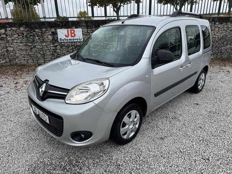 Cinzento Usado 2014 Renault Kangoo | € 11.950 (Caro) - Imagem 1/4