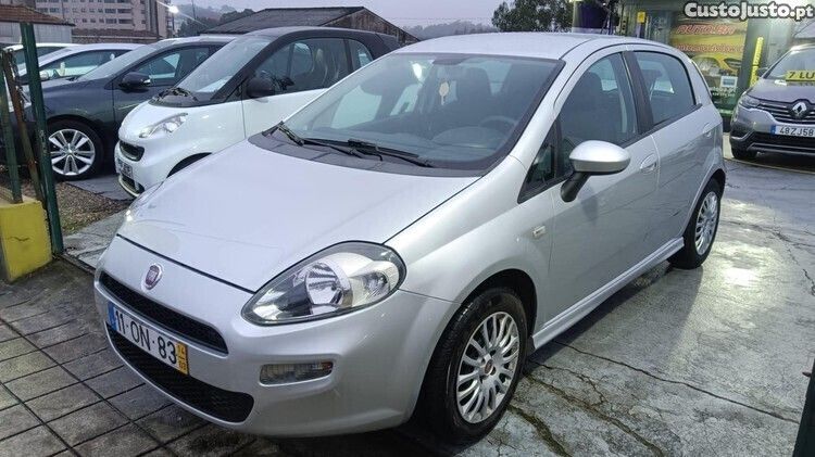 Cinza Usado 2014 Fiat Grande Punto Citadino | € 7.950 (Preço elevado) - Imagem 1/1