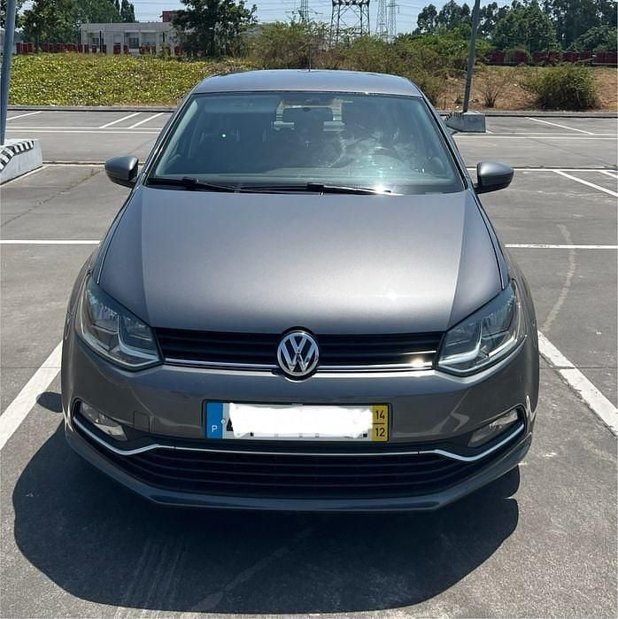 Usado 2014 VW Polo Sedan | € 9.000 (Preço justo) - Imagem 1/4