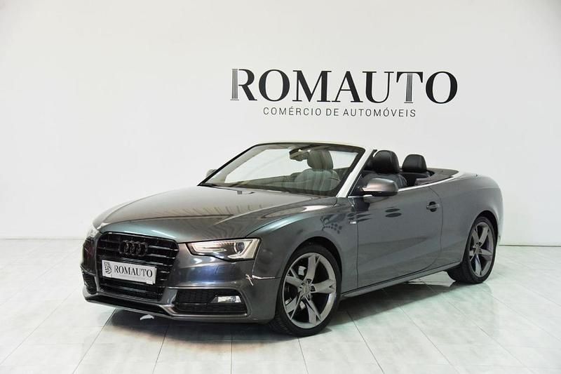 Cinza Usado 2013 Audi A5 Coupé | € 21.400 (Preço justo) - Imagem 1/4