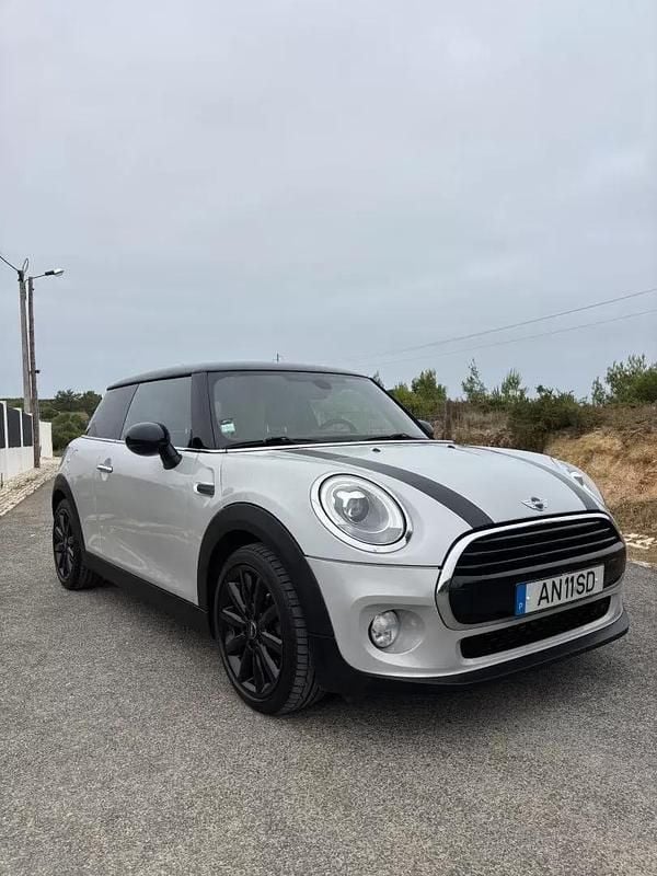Usado Mini Cooper Coupé 116 HP (85 kW) 2016 Cinza prata Coupé