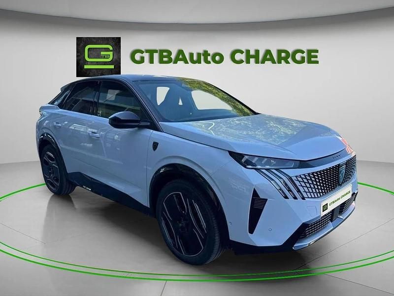 Branco Usado 2024 Peugeot e-3008 GT SUV | € 48.999 (Preço elevado) - Imagem 1/4