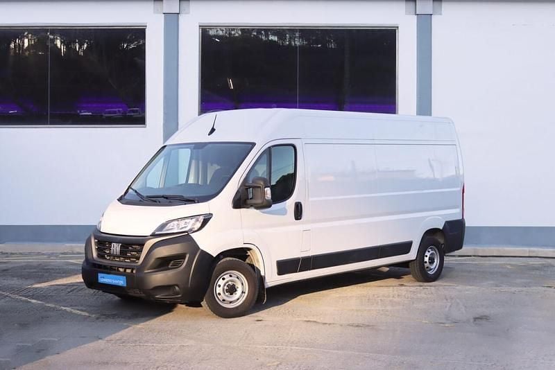 Branco Usado 2023 Fiat Ducato Van | € 24.900 (Super Preço) - Imagem 1/4