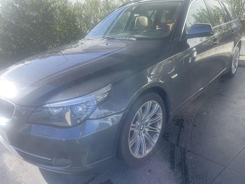 Usado 2010 BMW 520 Sedan | € 7.500 (Preço justo) - Imagem 1/4
