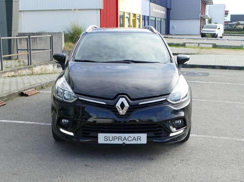 Usado Renault Clio V 90 HP (66 kW) 2020 Preto Carrinha