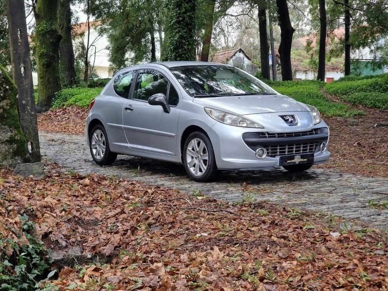 Cinzento Usado 2006 Peugeot 207 Sport Citadino | € 5.950 (Preço justo) - Imagem 1/4
