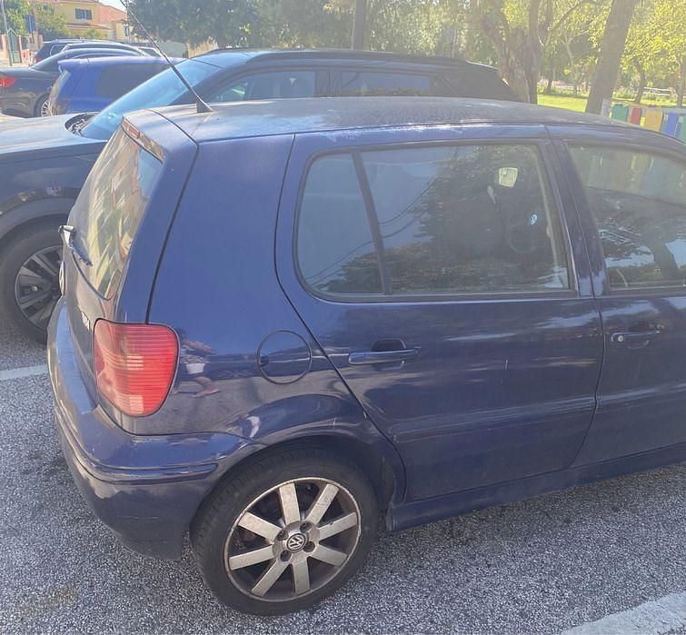 Usado 2001 VW Polo Sedan | € 1.500 - Imagem 1/4
