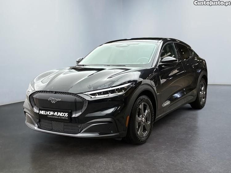 Preto Usado 2024 Ford Mustang Mach-E SUV | € 33.750 (Super Preço) - Imagem 1/1