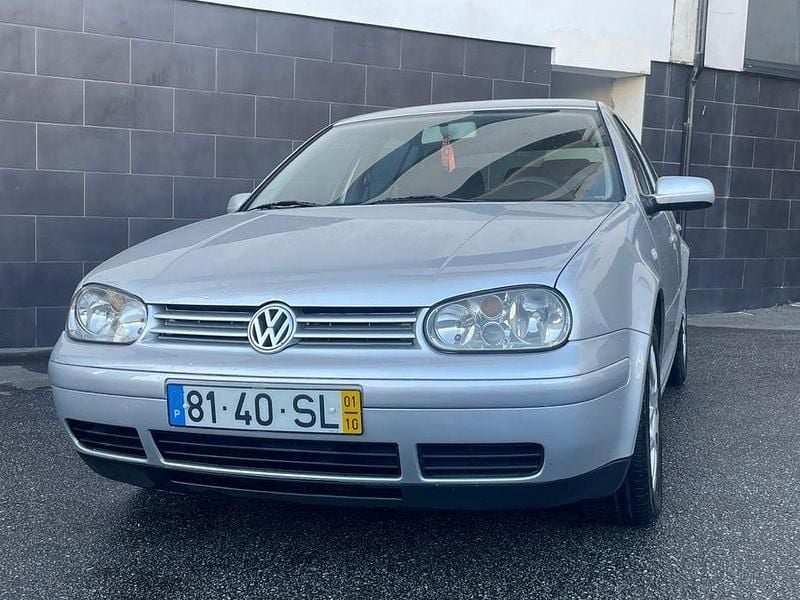 Usado 2001 VW Golf IV Sedan | € 4.900 - Imagem 1/4