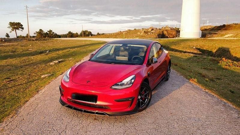 Vermelho Usado 2020 Tesla Model 3 Performance Sedan | € 24.500 (Super Preço) - Imagem 1/4
