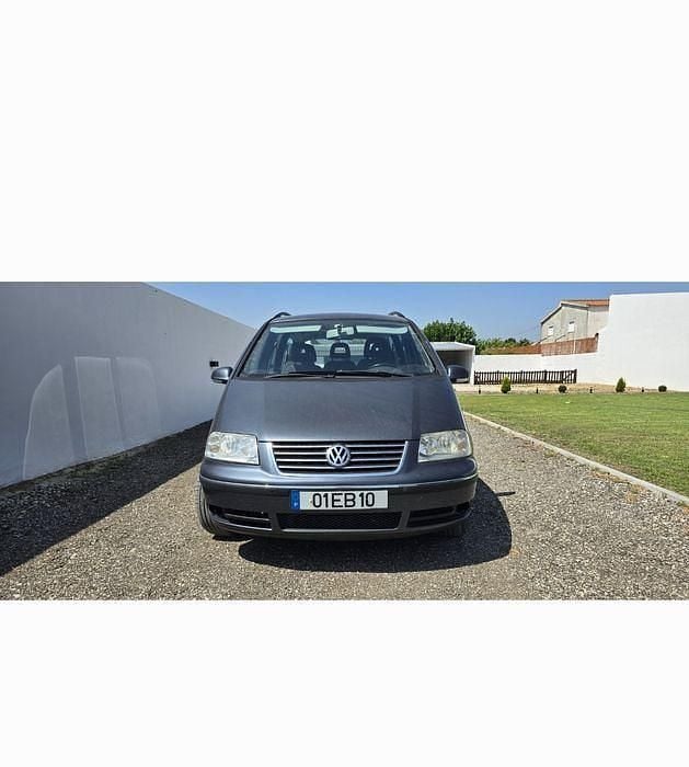 Usado 2007 VW Sharan Monovolume | € 6.800 - Imagem 1/4