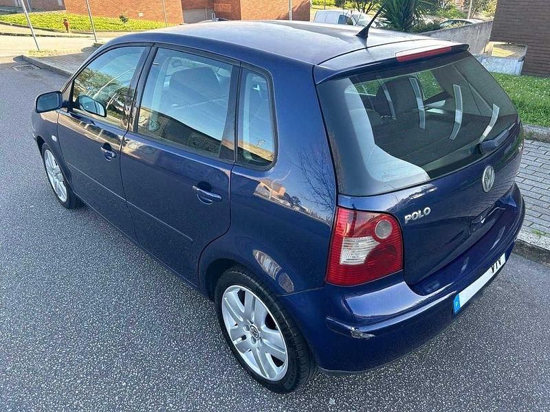 Usado VW Polo 75 HP (55 kW) 2003 Sedan