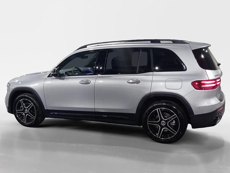 Usado Mercedes GLB200 150 HP (110 kW) 2025 Cinza SUV