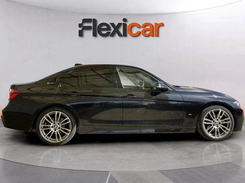 Preto Usado 2018 BMW 330 iPerformance Sedan | € 20.480 (Preço justo) - Imagem 1/4