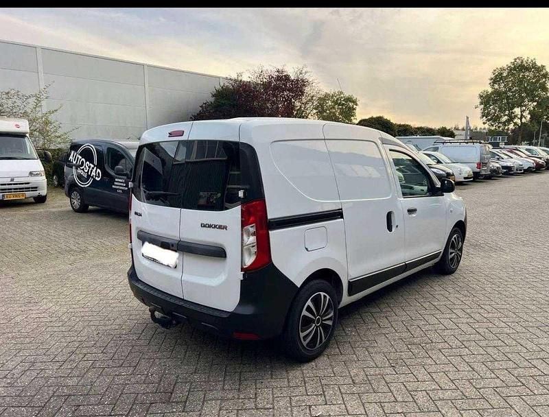 Usado Dacia Dokker 75 HP (55 kW) 2014 Branco Monovolume