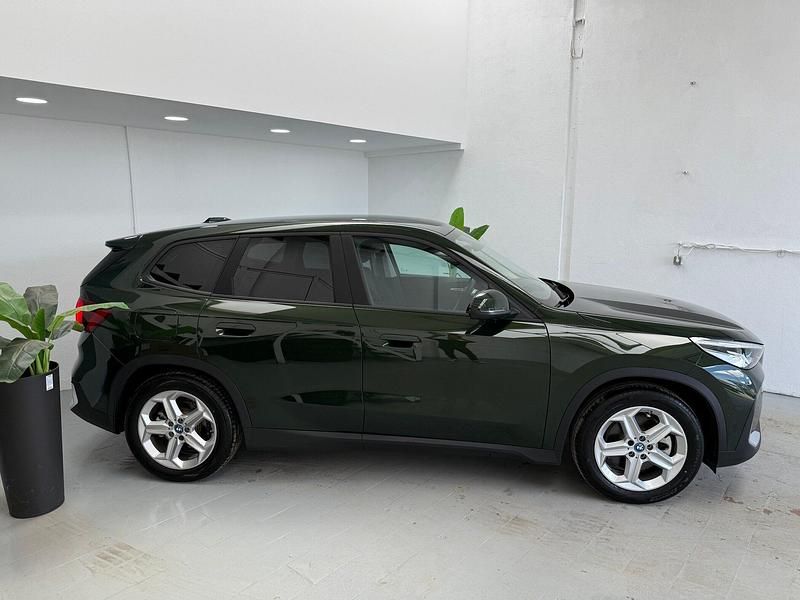 Usado BMW iX1 230 kW (313 HP) 2024 Verde SUV