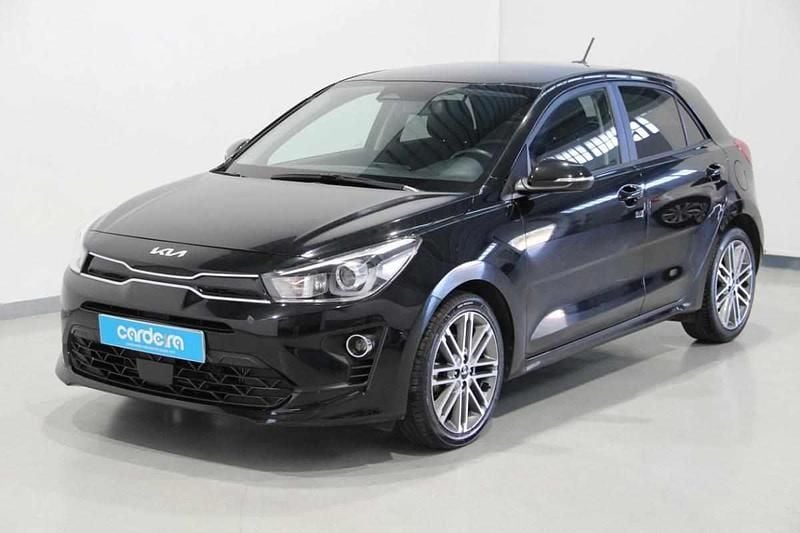 Usado Kia Rio 101 HP (74 kW) 2023 Preto Citadino