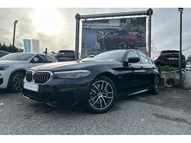 Preto Usado 2022 BMW 520 Sedan | € 49.900 - Imagem 1/4