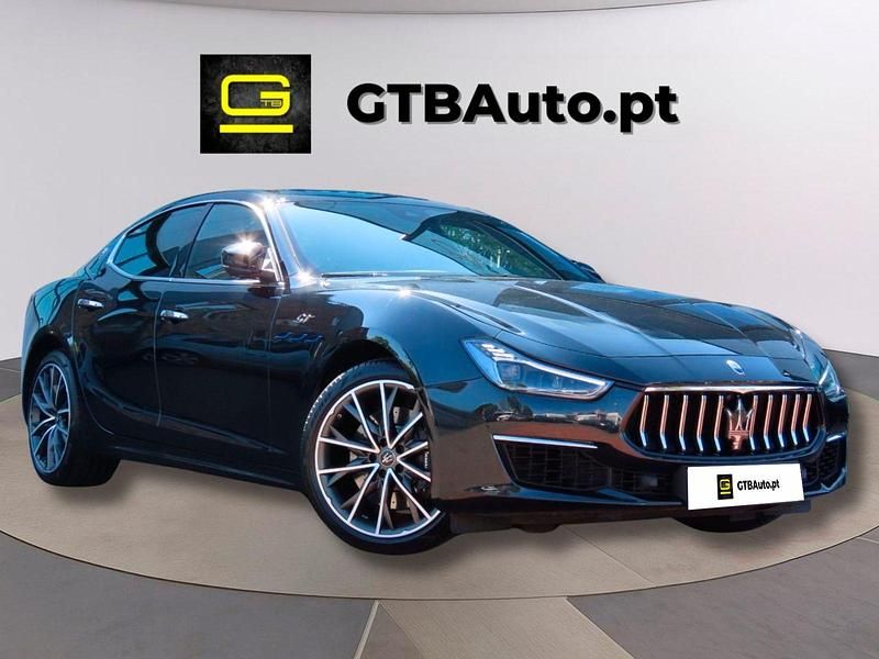 Preto Usado 2022 Maserati Ghibli GT Coupé | € 62.900 - Imagem 1/4