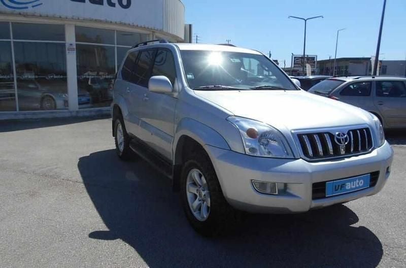 Usado Toyota Land Cruiser 163 HP (119 kW) 2003 Cinzento SUV